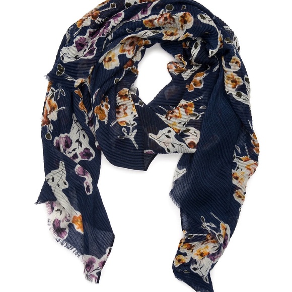 NEW DIRECTIONS Pleated Floral Oblong Shawl Scarf - Picture 1 of 4